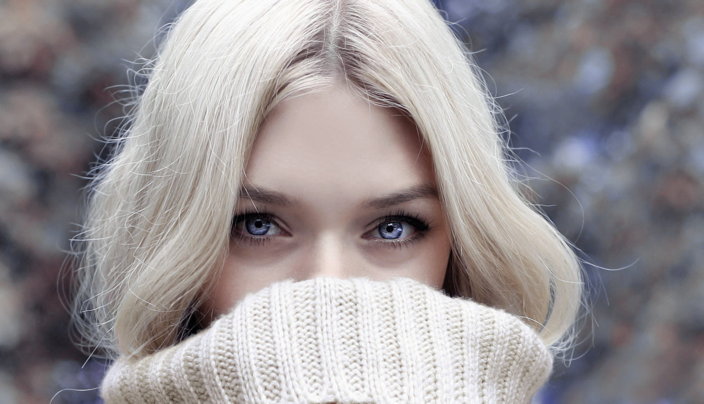 Tips on How to: Combat a Dry & Flakey Scalp in the Winter